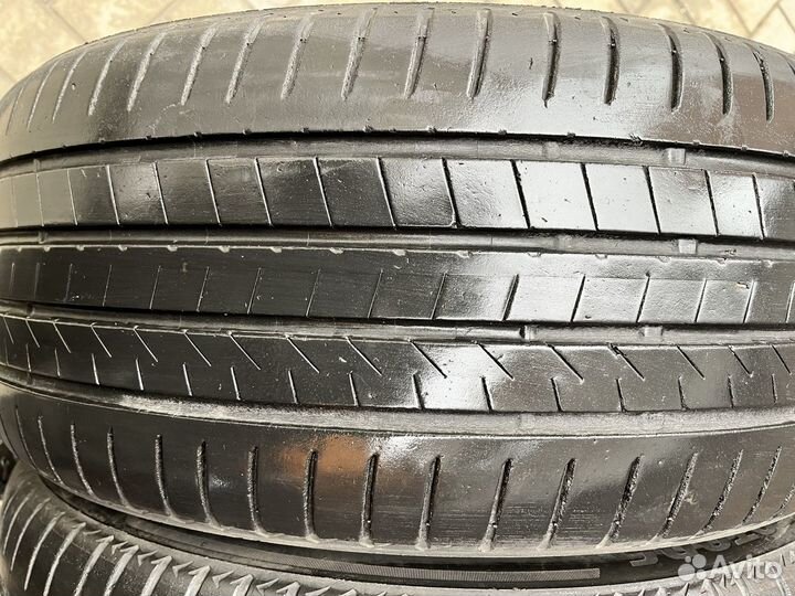 Bridgestone Alenza 001 245/45 R20