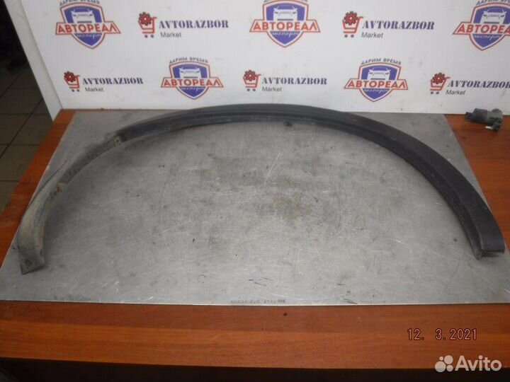 Молдинг на крыло задний правый Nissan Qashqai J10