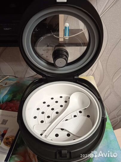 Мультиварка polaris новая