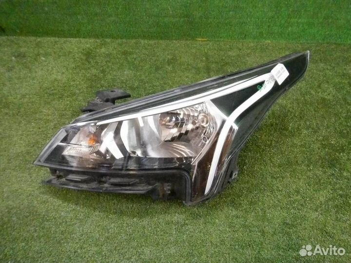 Фара левая Kia Rio