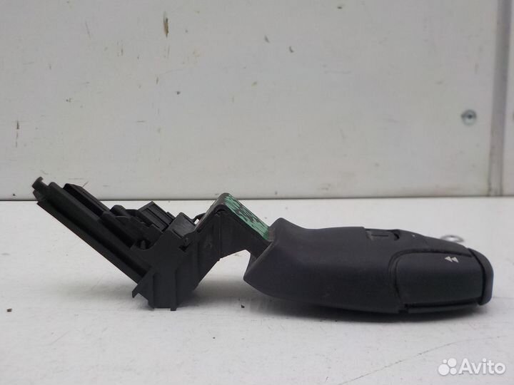 Переключатель Peugeot 3008 2010