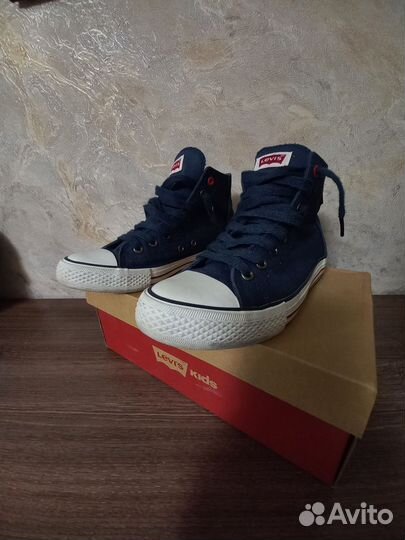 Кеды Levi's
