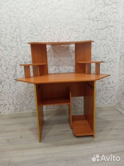 Угловой Компьютерный стол бу