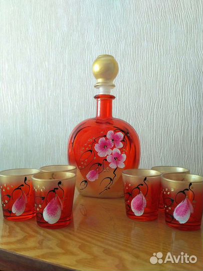 Набор графин и рюмки