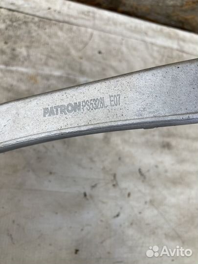 Рычаг передний верхний левый Audi A6 C6