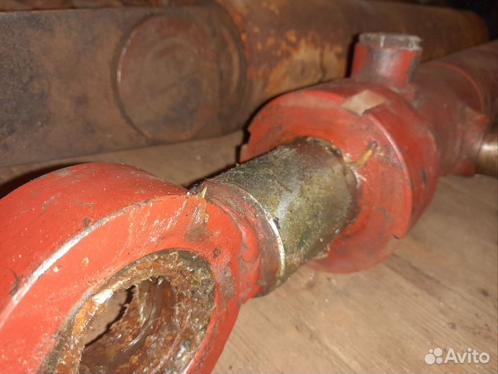 Цилиндр гидравлический