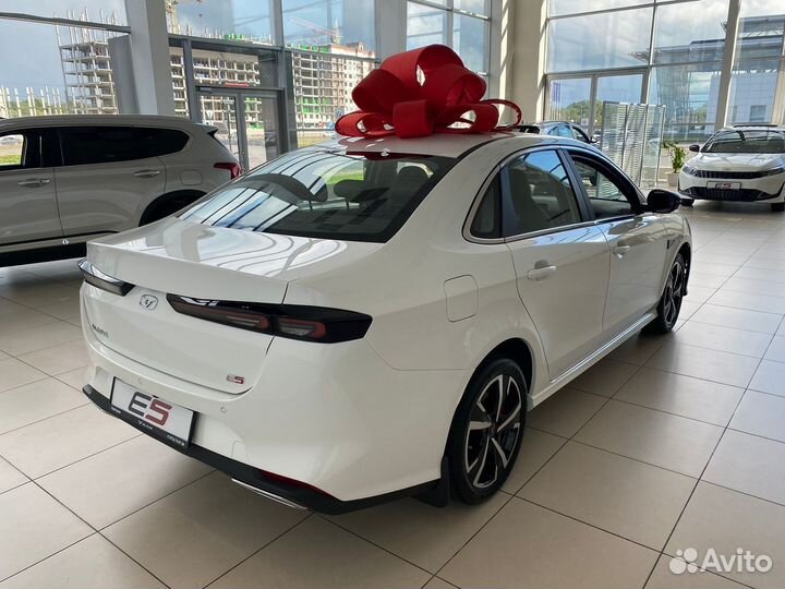 Kaiyi E5 1.5 CVT, 2023