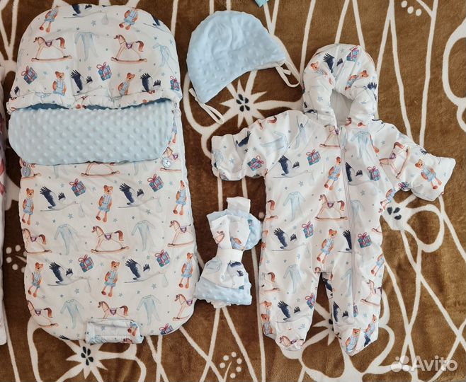 Комплект для двойни на выписку