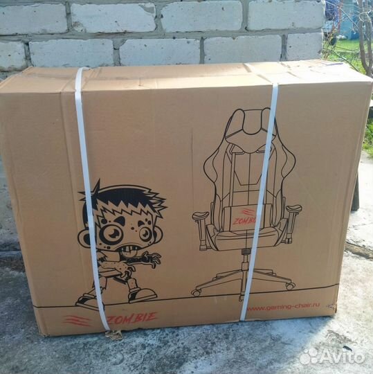 Компьютерное кресло игровое