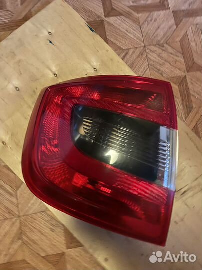 Фонарь задний левый шкода рапид