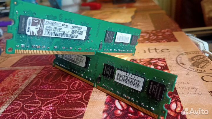 DDR2 Kingston kvr800d2n5/1G
