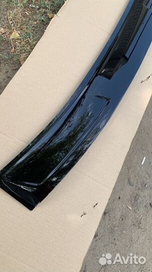 Спойлер на стекло фокус 2