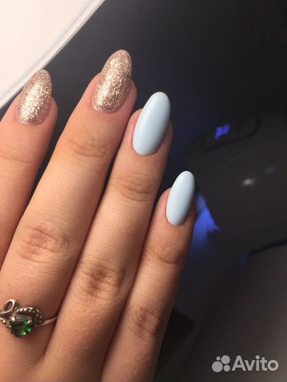 Маникюр с покрытием лаком