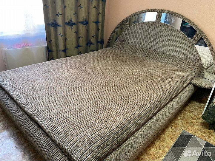 Кровать двухспальная 160 200 бу