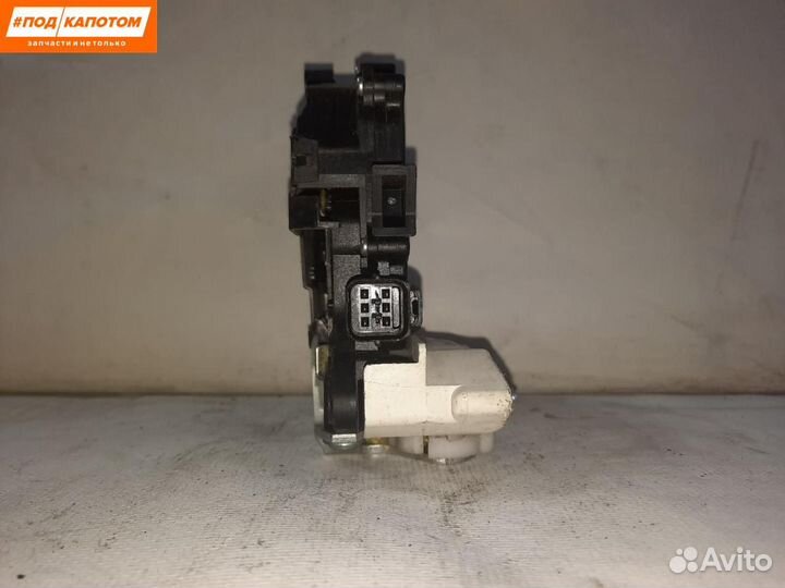 Замок двери передней левой Mitsubishi Lancer 10