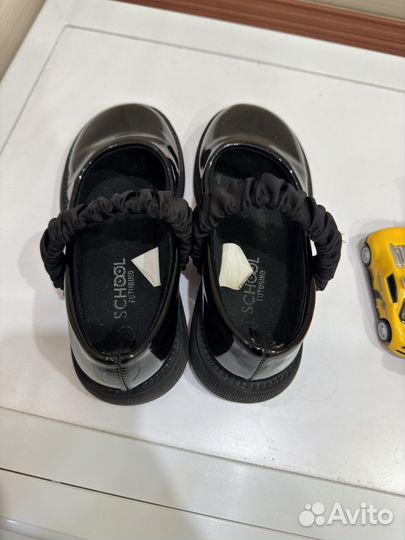 Туфли для девочки 29 размер