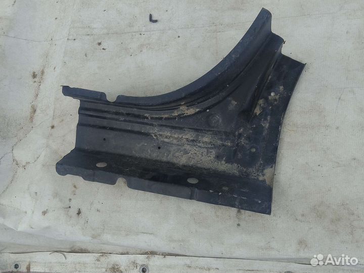 Крыло заднее правое сапожок toyota rav4