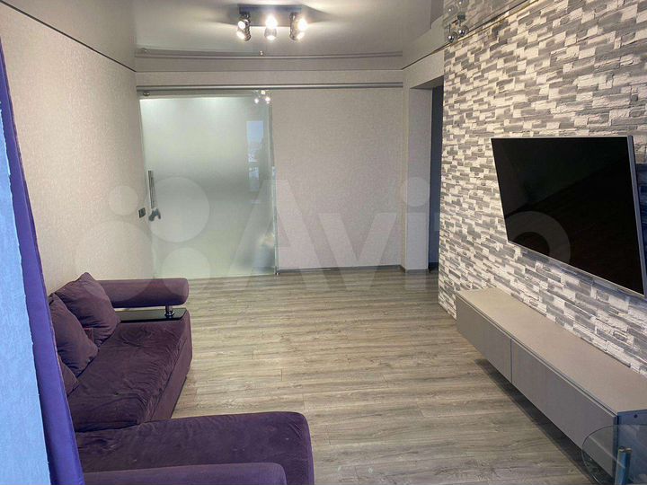 3-к. квартира, 82 м², 12/15 эт.