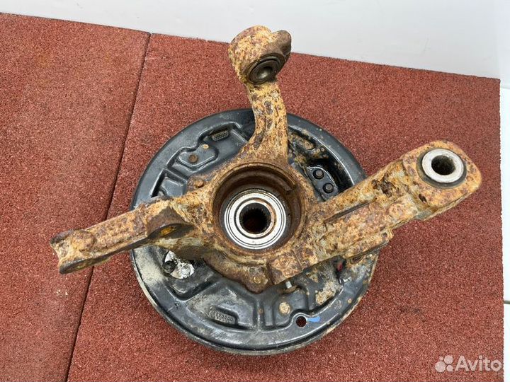 Кулак задний правый Renault Duster 2015-2019 F4R