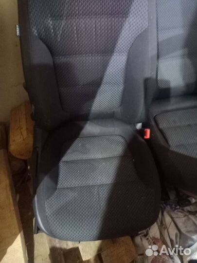 Jetta 6 салон задние сиденья диван