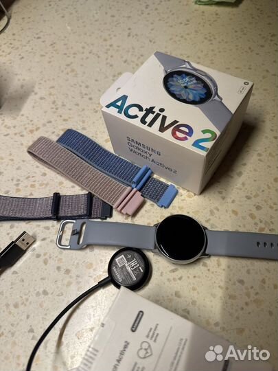 Смарт часы Samsung Galaxy watch active 2