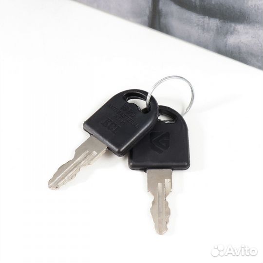 Сейф-книга дерево кожзам в ассортименте