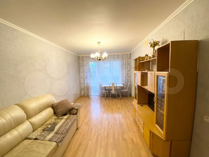 3-к. квартира, 80 м², 2/5 эт.