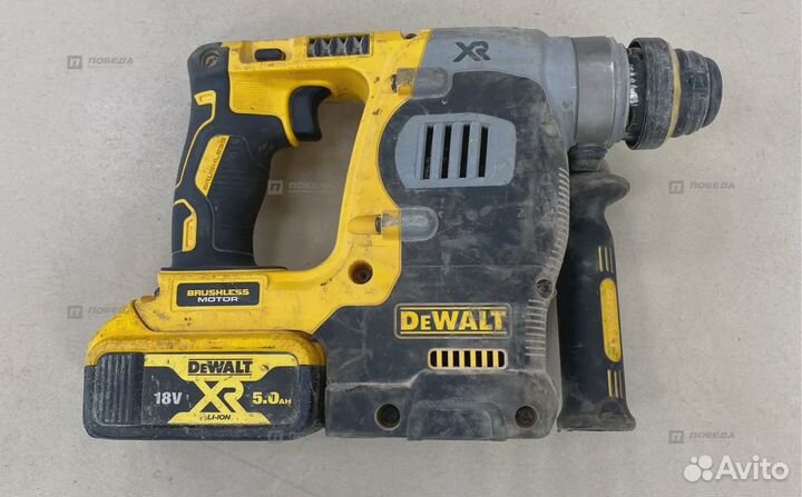 Перфоратор Dewalt DCH273N