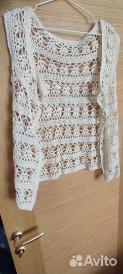 Жилет вязаный женский ручная работа