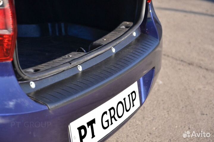 Накладка на задний бампер Лада Гранта седан