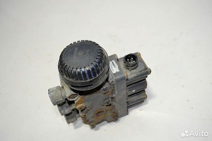 Главный кран уровня пола DAF XF105 (01.05)