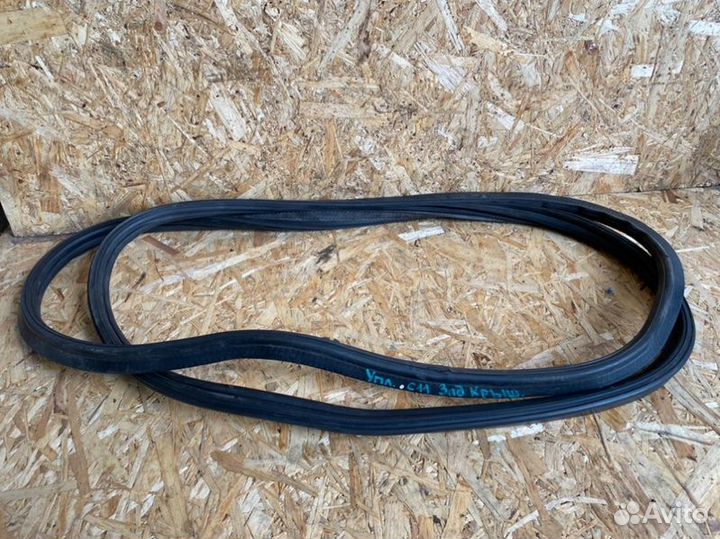 Уплотнитель багажника зад. BMW X5