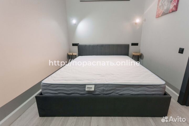 Кровать детская с мягким изголовьем