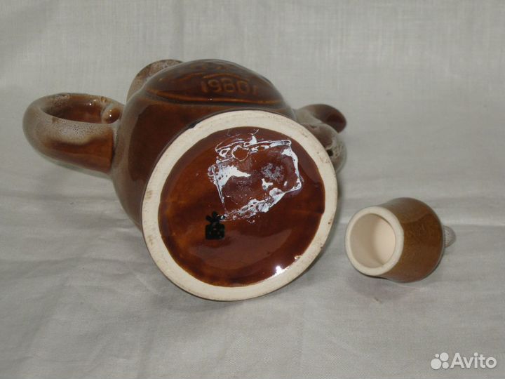 Чайник заварочный. Олимпиада-80. Керамика. СССР