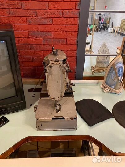 Машинка петельная