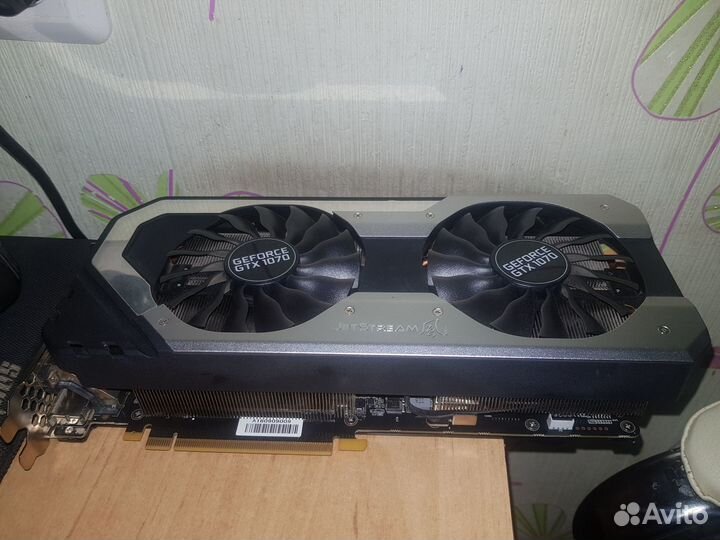 Видеокарта gtx 560 1g