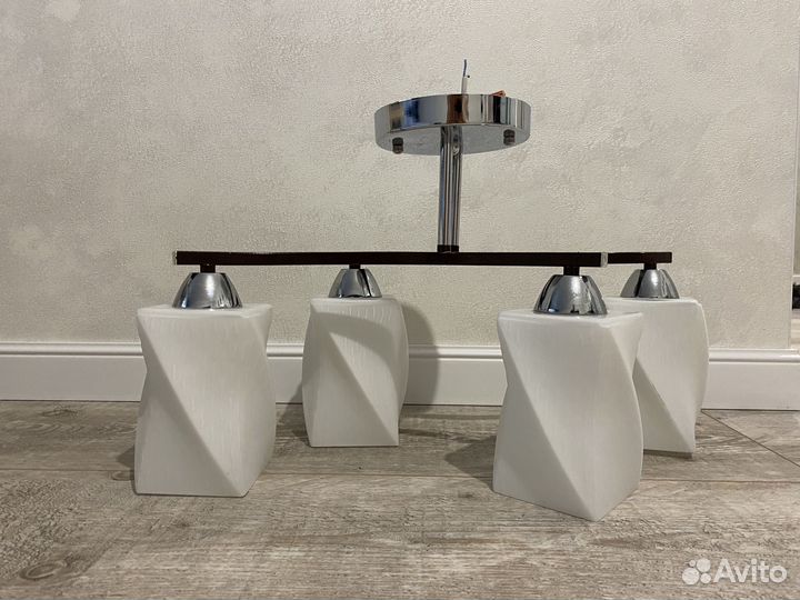 Люстра потолочная