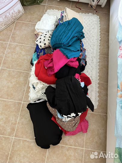 Женские вещи пакетом 42 44 платья кофты