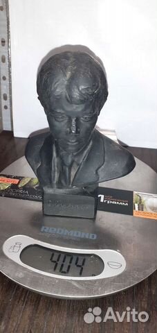 Бюст есенин