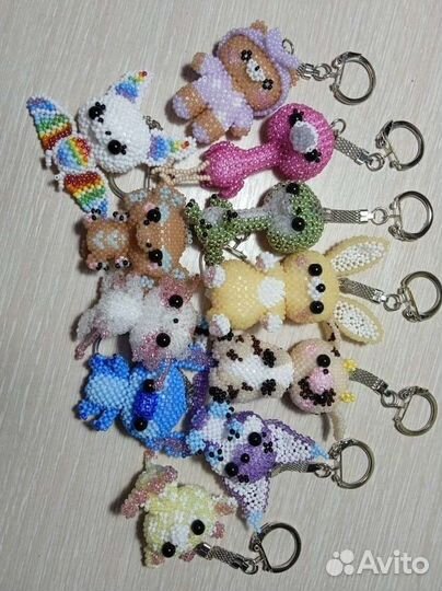 Брелок из бисера. Амигуруми