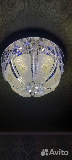 Люстра потолочная светодиодная с пультом