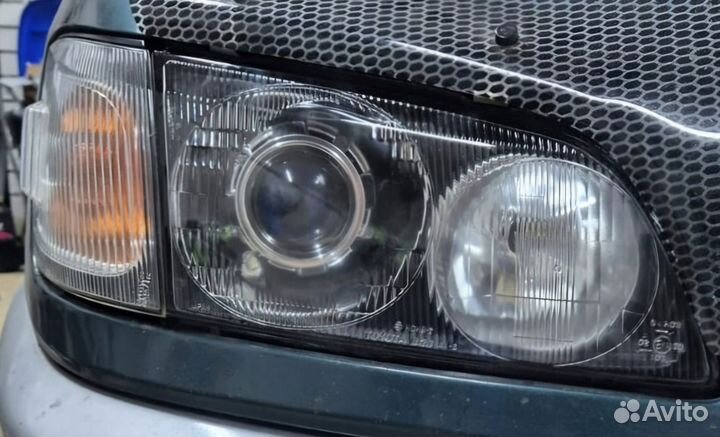 Линзовые фары Toyota Ipsum 1ого поколения