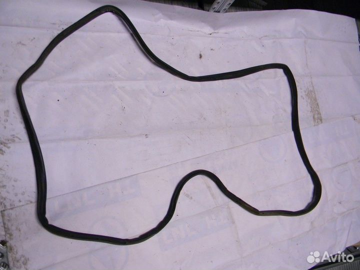 Уплотнитель (внутри) Mondeo IV 2007-2015