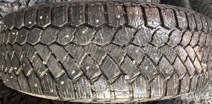 Continental ContiIceContact 4x4 215/65 R16