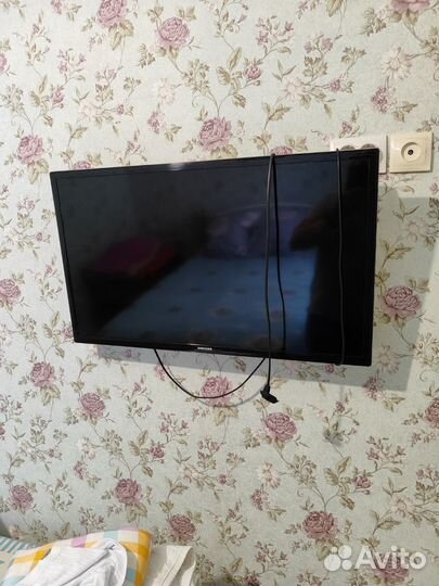Телевизор samsung LED 32