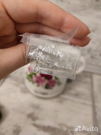 Стразы для ногтей