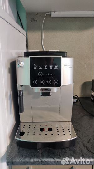 Кофемашина delonghi magnifica start
