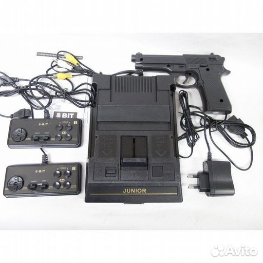 Игровая приставка 8bit Сюбор-440+пистолет