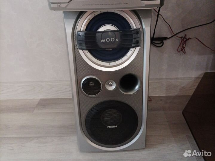 Музыкальный центр philips