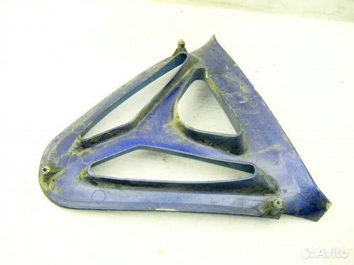 Пластик плуга передняя часть Yamaha YZF-R1 1998-20